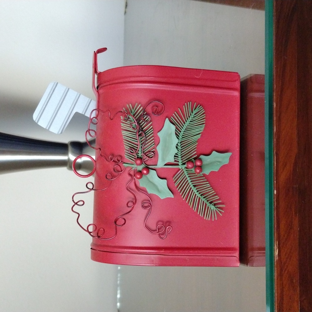 Mailbox ornament